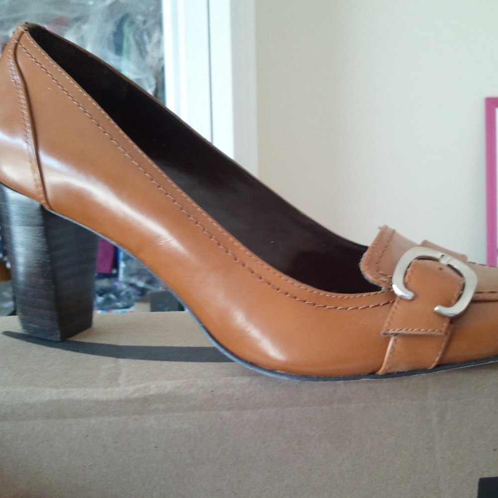 Enzo Angiolini 6.5 Tan 3" Leather Stacked Heel